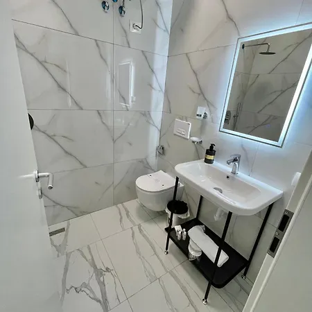 Jona Lovely 1 Two Bedroom Ap Tirana