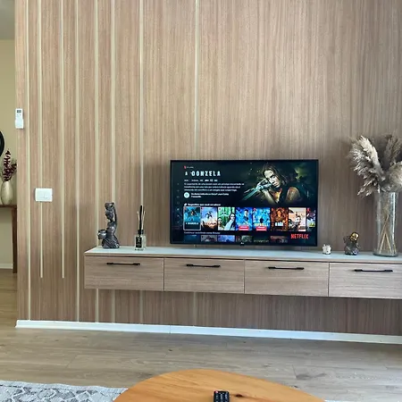 Jona Lovely 1 Two Bedroom Ap Apartment