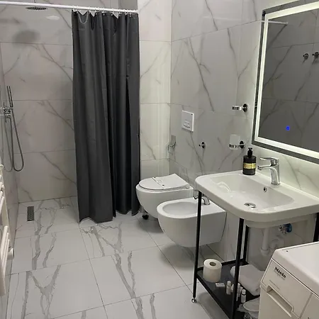 Jona Lovely 1 Two Bedroom Ap * Tirana