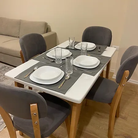 Apartament Jona Lovely 1 Two Bedroom Ap Tirana