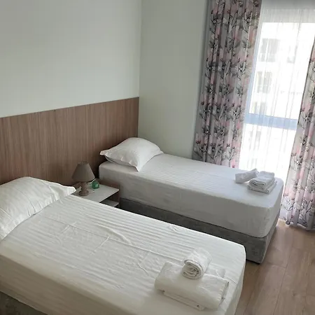 Apartament Jona Lovely 1 Two Bedroom Ap