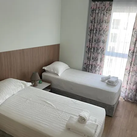 Apartament Jona Lovely 1 Two Bedroom Ap *